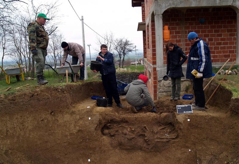 Masovna grobnica u Potočanima - U Hrvatskoj otkrivena masovna grobnica stara 6200. godina
